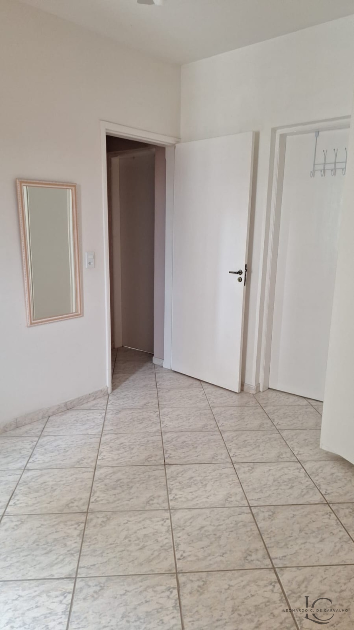 Apartamento à venda com 3 quartos, 110m² - Foto 8