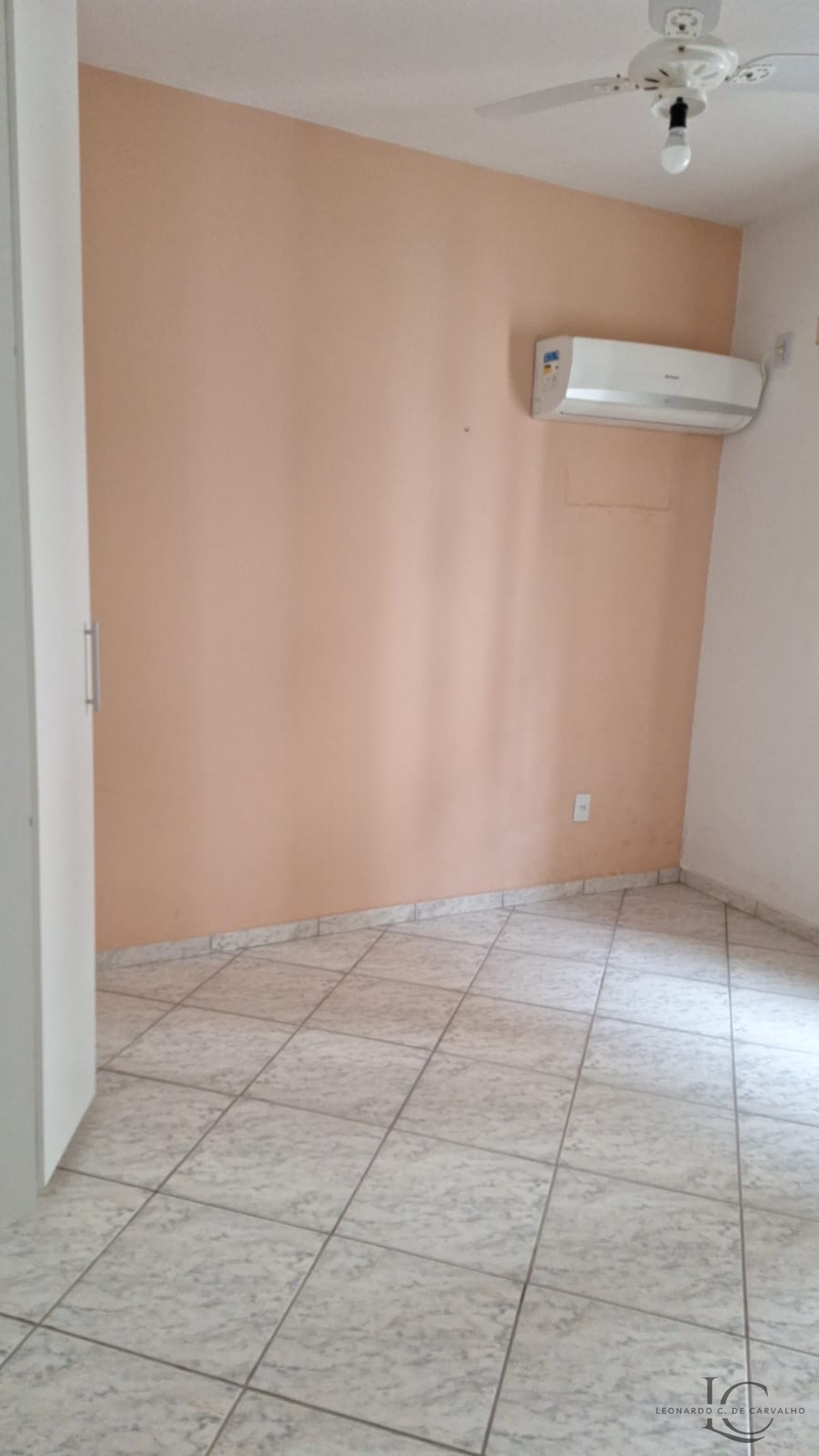 Apartamento à venda com 3 quartos, 110m² - Foto 4