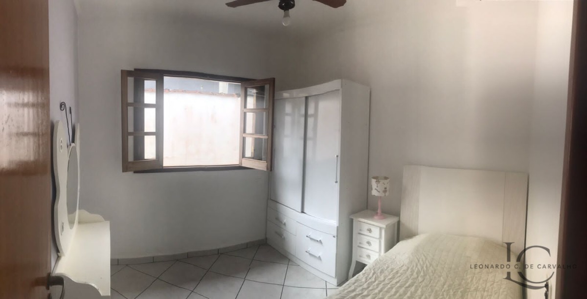 Casa à venda com 3 quartos, 180m² - Foto 5