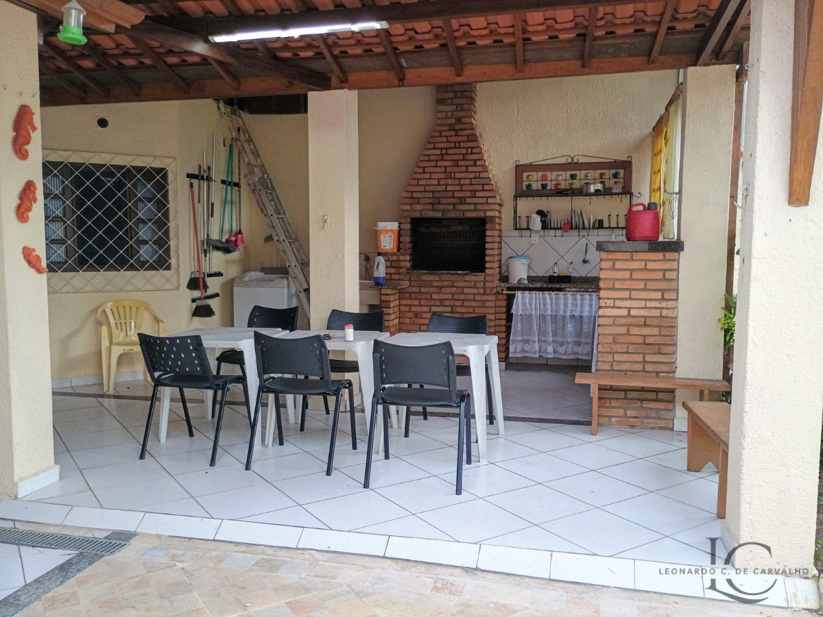 Casa à venda com 3 quartos, 15m² - Foto 19