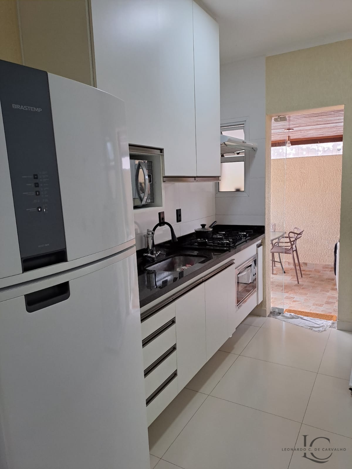 Apartamento à venda com 2 quartos, 15m² - Foto 4