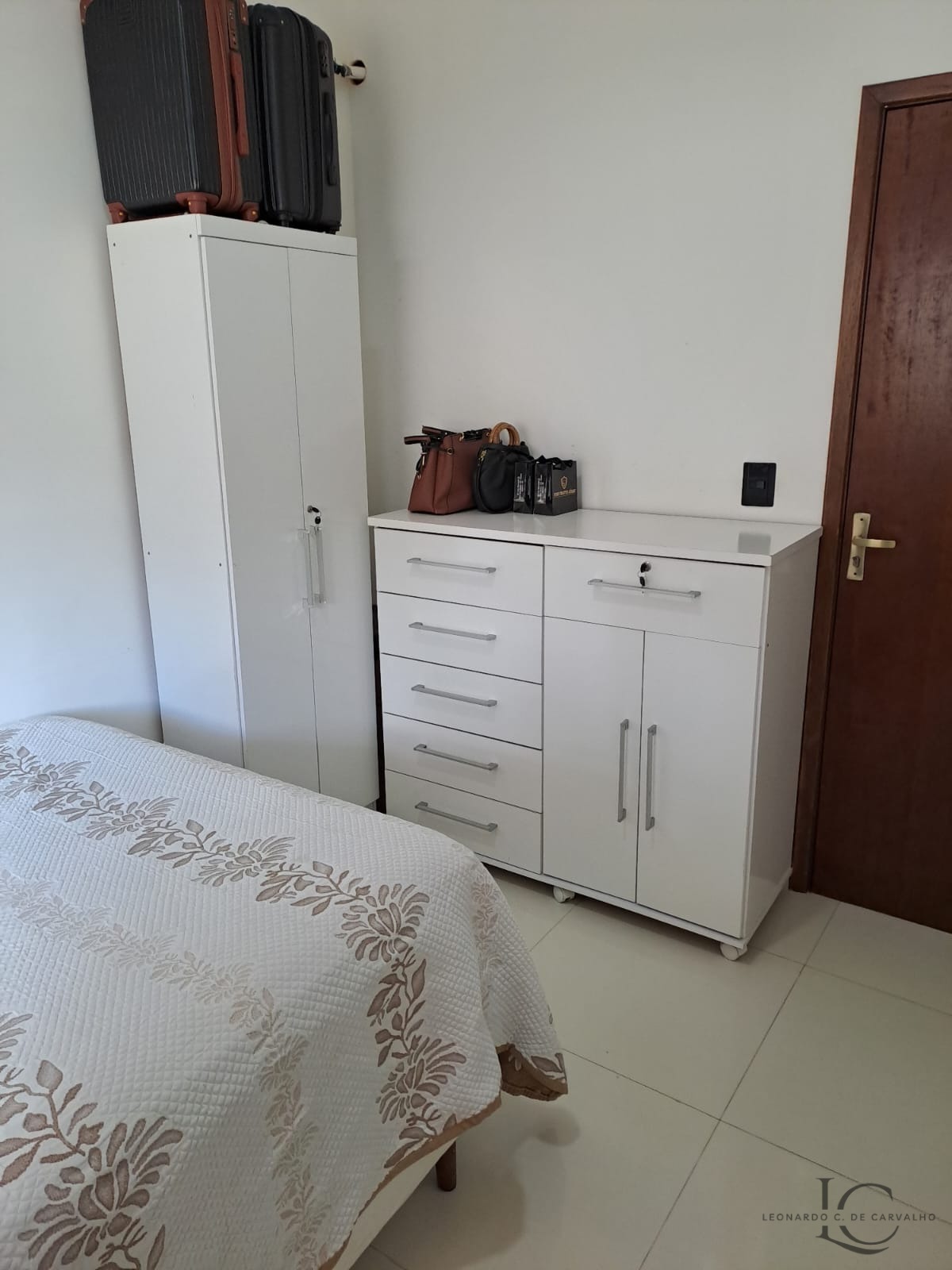 Apartamento à venda com 2 quartos, 15m² - Foto 11