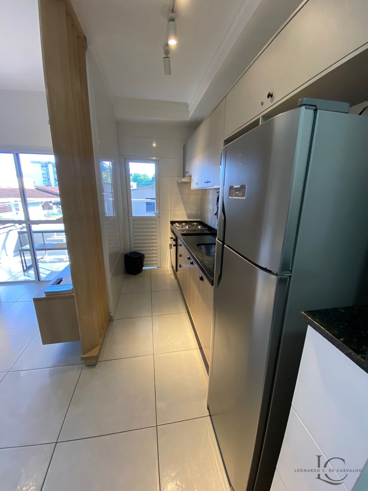 Apartamento à venda com 2 quartos, 15m² - Foto 4