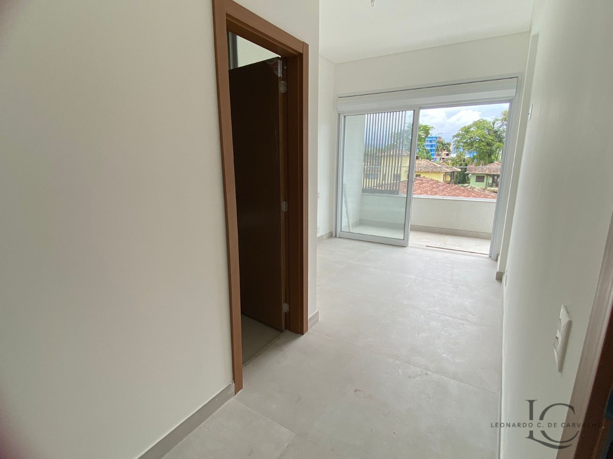 Apartamento à venda com 2 quartos, 153m² - Foto 4